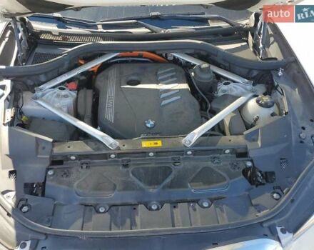 Белый БМВ Х5, объемом двигателя 3 л и пробегом 94 тыс. км за 26000 $, фото 11 на Automoto.ua