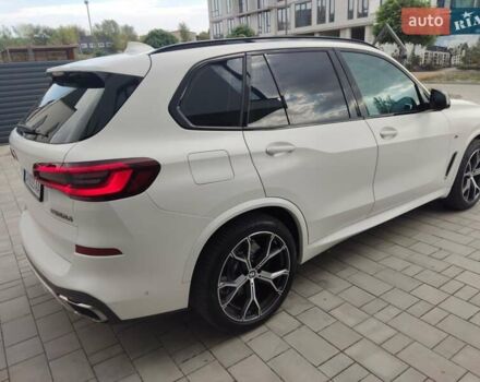 Белый БМВ Х5, объемом двигателя 3 л и пробегом 2 тыс. км за 92700 $, фото 3 на Automoto.ua