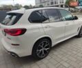 Белый БМВ Х5, объемом двигателя 3 л и пробегом 2 тыс. км за 92700 $, фото 3 на Automoto.ua