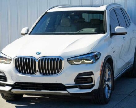 Белый БМВ Х5, объемом двигателя 3 л и пробегом 16 тыс. км за 45500 $, фото 2 на Automoto.ua