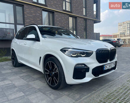 Белый БМВ Х5, объемом двигателя 3 л и пробегом 15 тыс. км за 68100 $, фото 10 на Automoto.ua
