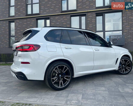 Білий БМВ Х5, об'ємом двигуна 3 л та пробігом 15 тис. км за 68100 $, фото 18 на Automoto.ua