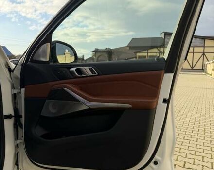 Білий БМВ Х5, об'ємом двигуна 4.39 л та пробігом 50 тис. км за 74000 $, фото 84 на Automoto.ua