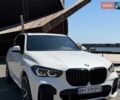Белый БМВ Х5, объемом двигателя 3 л и пробегом 20 тыс. км за 74500 $, фото 1 на Automoto.ua