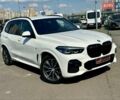 Белый БМВ Х5, объемом двигателя 3 л и пробегом 72 тыс. км за 65900 $, фото 2 на Automoto.ua