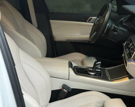 Білий БМВ Х5, об'ємом двигуна 2.99 л та пробігом 20 тис. км за 88999 $, фото 40 на Automoto.ua