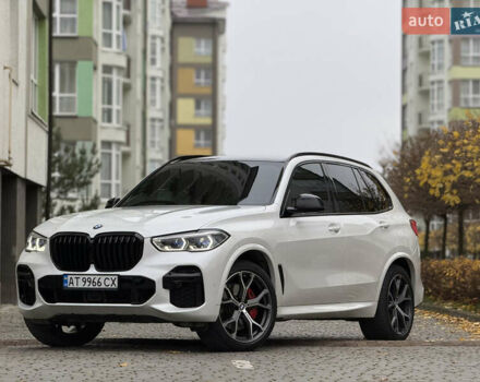 Білий БМВ Х5, об'ємом двигуна 2.99 л та пробігом 20 тис. км за 88999 $, фото 2 на Automoto.ua