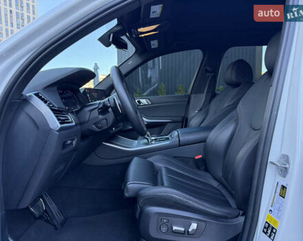 Белый БМВ Х5, объемом двигателя 3 л и пробегом 90 тыс. км за 69000 $, фото 16 на Automoto.ua