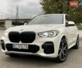 Белый БМВ Х5, объемом двигателя 3 л и пробегом 38 тыс. км за 76000 $, фото 2 на Automoto.ua