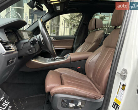 Білий БМВ Х5, об'ємом двигуна 3 л та пробігом 46 тис. км за 77500 $, фото 11 на Automoto.ua