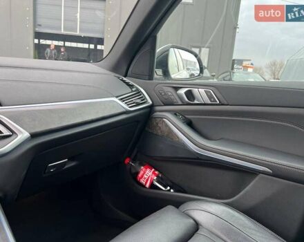 Белый БМВ Х5, объемом двигателя 3 л и пробегом 44 тыс. км за 66290 $, фото 34 на Automoto.ua