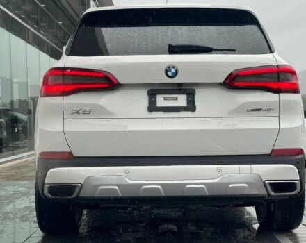 Белый БМВ Х5, объемом двигателя 3 л и пробегом 23 тыс. км за 25000 $, фото 5 на Automoto.ua