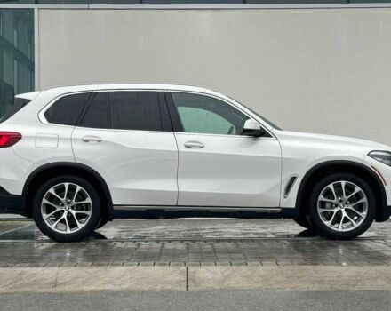 Белый БМВ Х5, объемом двигателя 3 л и пробегом 23 тыс. км за 25000 $, фото 3 на Automoto.ua