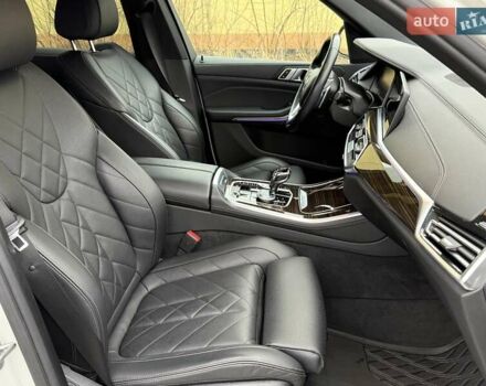 Білий БМВ Х5, об'ємом двигуна 3 л та пробігом 39 тис. км за 71000 $, фото 30 на Automoto.ua