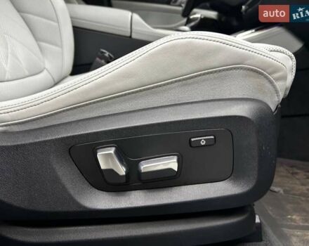 Белый БМВ Х5, объемом двигателя 3 л и пробегом 17 тыс. км за 68000 $, фото 6 на Automoto.ua