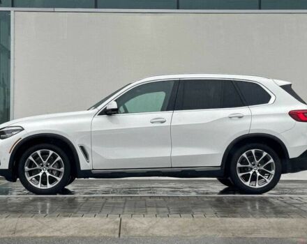 Белый БМВ Х5, объемом двигателя 3 л и пробегом 23 тыс. км за 25000 $, фото 7 на Automoto.ua