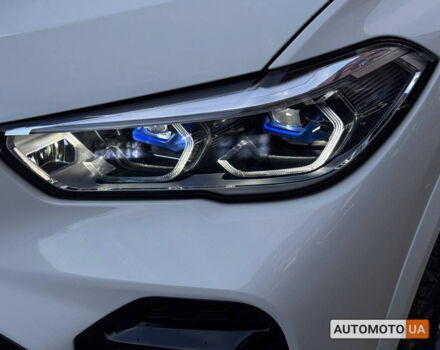 Белый БМВ Х5, объемом двигателя 3 л и пробегом 17 тыс. км за 72000 $, фото 6 на Automoto.ua
