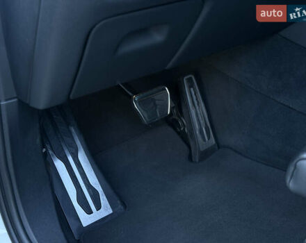 Белый БМВ Х5, объемом двигателя 3 л и пробегом 90 тыс. км за 69000 $, фото 15 на Automoto.ua