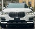 Белый БМВ Х5, объемом двигателя 3 л и пробегом 23 тыс. км за 25000 $, фото 1 на Automoto.ua