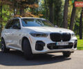 Белый БМВ Х5, объемом двигателя 3 л и пробегом 63 тыс. км за 80000 $, фото 1 на Automoto.ua