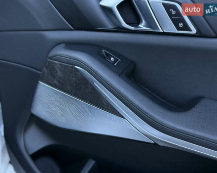 Белый БМВ Х5, объемом двигателя 3 л и пробегом 90 тыс. км за 69000 $, фото 41 на Automoto.ua