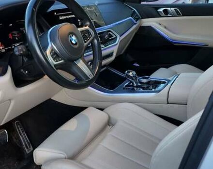 Белый БМВ Х5, объемом двигателя 3 л и пробегом 17 тыс. км за 64900 $, фото 9 на Automoto.ua