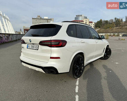Белый БМВ Х5, объемом двигателя 3 л и пробегом 53 тыс. км за 88000 $, фото 4 на Automoto.ua