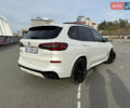 Белый БМВ Х5, объемом двигателя 3 л и пробегом 53 тыс. км за 88000 $, фото 4 на Automoto.ua