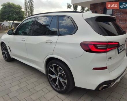 Белый БМВ Х5, объемом двигателя 3 л и пробегом 2 тыс. км за 92700 $, фото 5 на Automoto.ua
