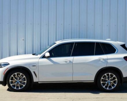 Белый БМВ Х5, объемом двигателя 3 л и пробегом 16 тыс. км за 45500 $, фото 4 на Automoto.ua