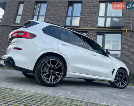 Білий БМВ Х5, об'ємом двигуна 3 л та пробігом 15 тис. км за 68100 $, фото 19 на Automoto.ua