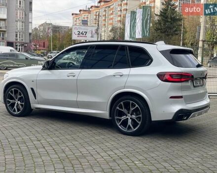 БМВ Х5 2022 в Черновцах на Automoto.ua Белый БМВ Х5, объемом двигателя 3 л и пробегом 95 тыс. км за 73000 $, фото 9 на Automoto.ua