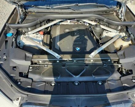 Белый БМВ Х5, объемом двигателя 3 л и пробегом 51 тыс. км за 23000 $, фото 9 на Automoto.ua