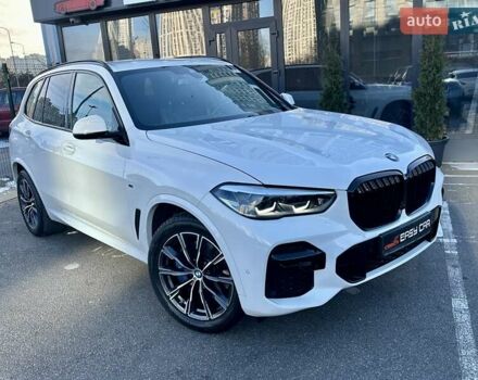 Белый БМВ Х5, объемом двигателя 3 л и пробегом 72 тыс. км за 67900 $, фото 10 на Automoto.ua