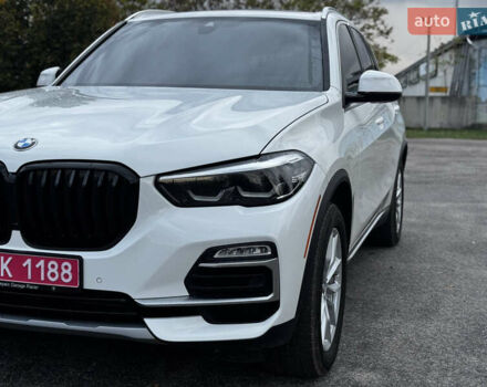 Белый БМВ Х5, объемом двигателя 3 л и пробегом 19 тыс. км за 57000 $, фото 2 на Automoto.ua