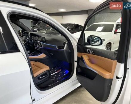 Белый БМВ Х5, объемом двигателя 2.99 л и пробегом 114 тыс. км за 68700 $, фото 39 на Automoto.ua