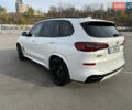 Белый БМВ Х5, объемом двигателя 3 л и пробегом 53 тыс. км за 88000 $, фото 7 на Automoto.ua