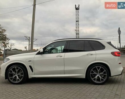 Белый БМВ Х5, объемом двигателя 3 л и пробегом 38 тыс. км за 76000 $, фото 6 на Automoto.ua