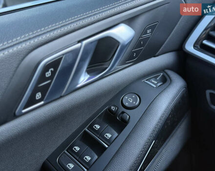 Белый БМВ Х5, объемом двигателя 3 л и пробегом 90 тыс. км за 69000 $, фото 57 на Automoto.ua