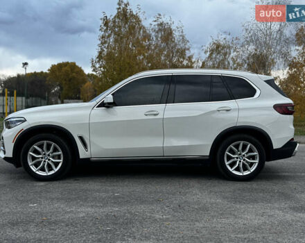 Белый БМВ Х5, объемом двигателя 3 л и пробегом 19 тыс. км за 57000 $, фото 3 на Automoto.ua