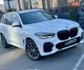 Белый БМВ Х5, объемом двигателя 3 л и пробегом 72 тыс. км за 67900 $, фото 2 на Automoto.ua