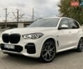 Белый БМВ Х5, объемом двигателя 3 л и пробегом 38 тыс. км за 76000 $, фото 1 на Automoto.ua