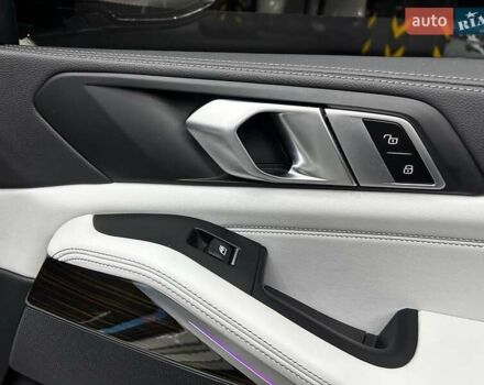 Белый БМВ Х5, объемом двигателя 3 л и пробегом 17 тыс. км за 68000 $, фото 9 на Automoto.ua