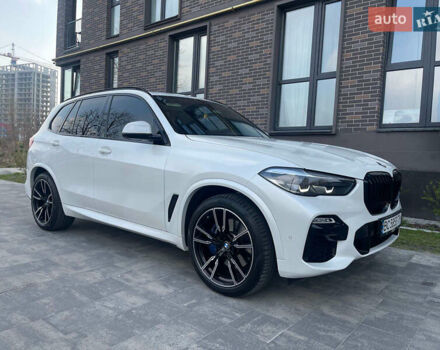 Білий БМВ Х5, об'ємом двигуна 3 л та пробігом 15 тис. км за 68100 $, фото 15 на Automoto.ua