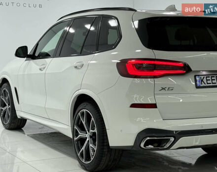 Белый БМВ Х5, объемом двигателя 3 л и пробегом 43 тыс. км за 62500 $, фото 12 на Automoto.ua