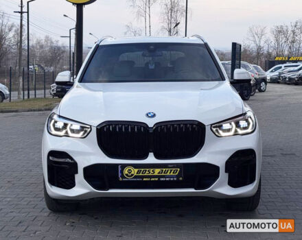 Белый БМВ Х5, объемом двигателя 3 л и пробегом 17 тыс. км за 72000 $, фото 1 на Automoto.ua