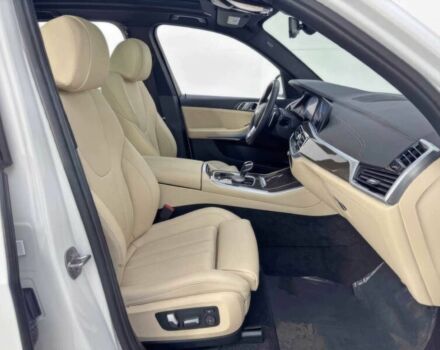 Белый БМВ Х5, объемом двигателя 3 л и пробегом 16 тыс. км за 45500 $, фото 10 на Automoto.ua