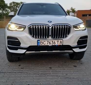 Белый БМВ Х5, объемом двигателя 3 л и пробегом 31 тыс. км за 72500 $, фото 10 на Automoto.ua