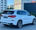 Белый БМВ Х5, объемом двигателя 3 л и пробегом 90 тыс. км за 69000 $, фото 10 на Automoto.ua