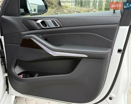 Білий БМВ Х5, об'ємом двигуна 3 л та пробігом 39 тис. км за 71000 $, фото 33 на Automoto.ua